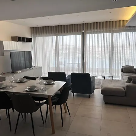 아파트 Amazing Sea View 슬리에마